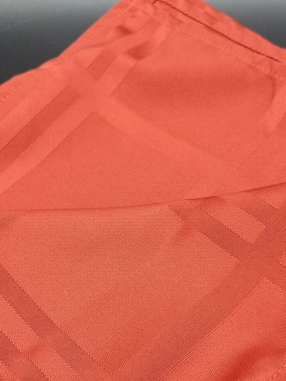 Red Classic Plaid Cloth Square 18x18 Dinner Napkin Hemmed Multipurpose 6 Count
